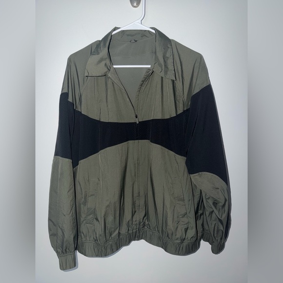 LULULEMON W3IPHS Nylon Collared Jacket *Retro Remix Set Army Green / Black - Picture 9 of 11